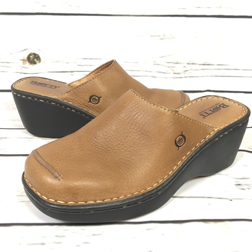 Born Clogs Mules 6 / 36.5 Tan Pebbled Leather